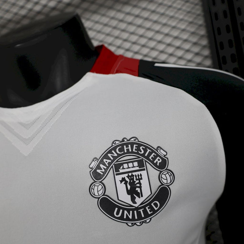 Camisa Manchester United  25/26 - Branca - Adidas - Pré Treino Jogador